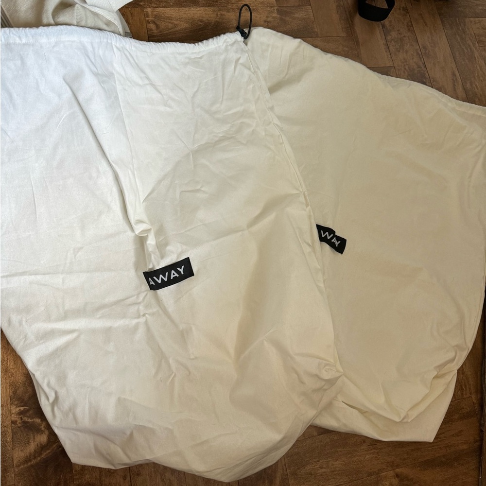 Two Away Large Dust Bags